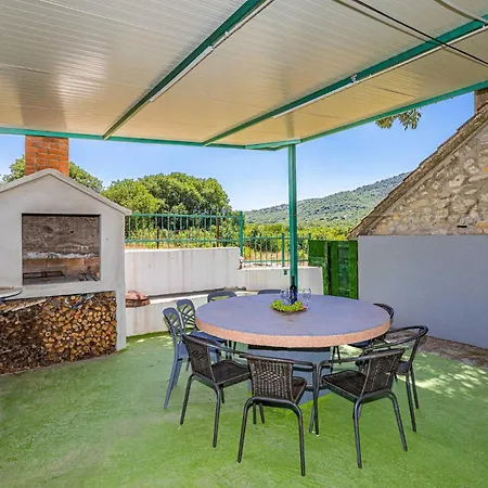 Semesterbostad Pet Friendly In Prgomet With Kitchen Labin (Dalmatia)
